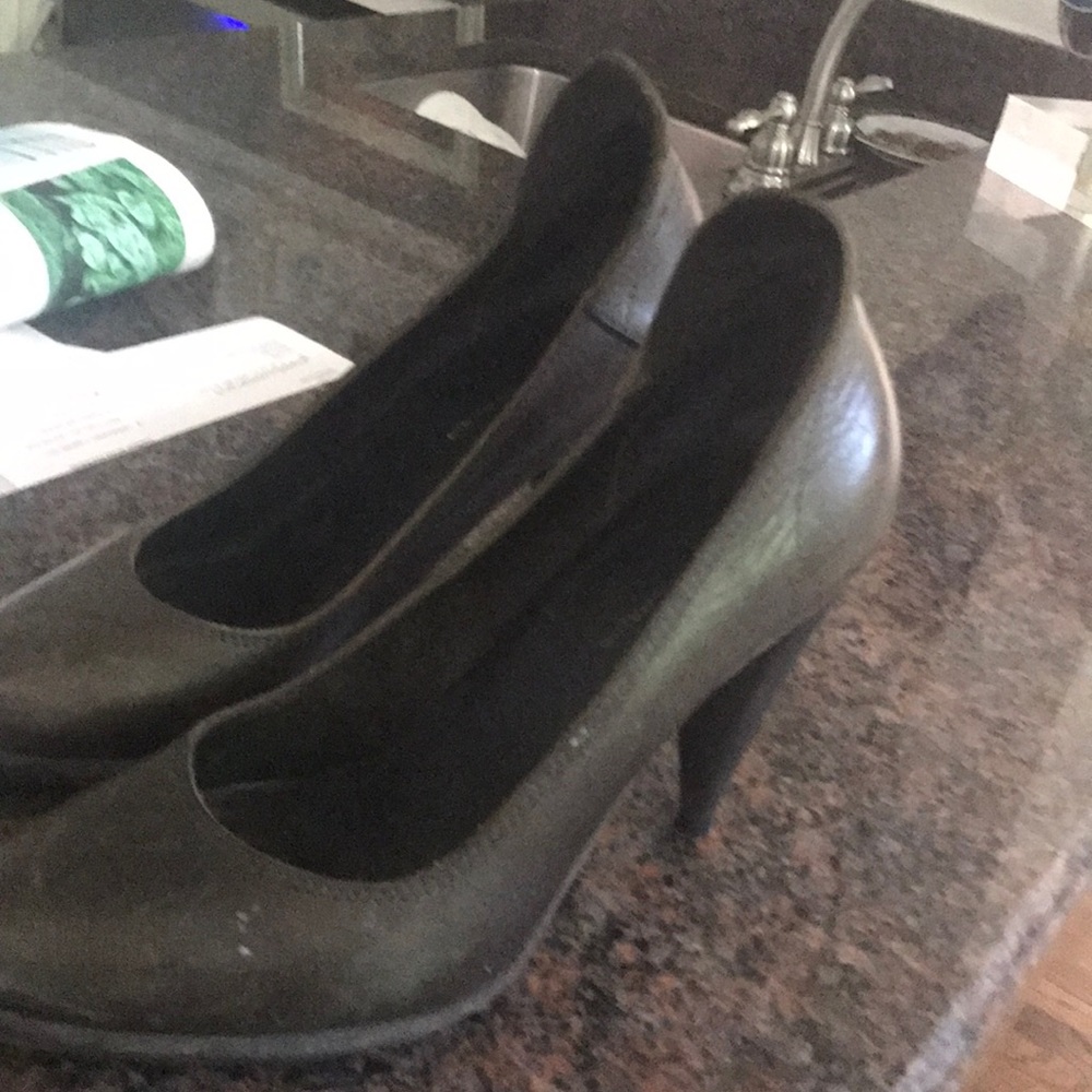 High Heels - image 1